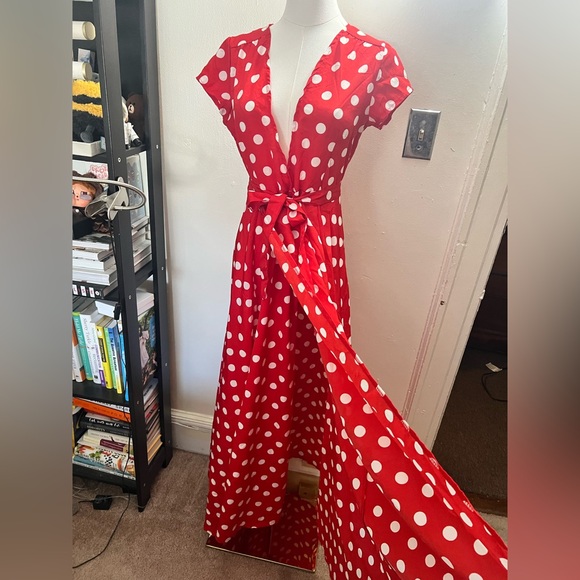 NWOT Red Polka Dot Maxi Dress with Self Tie Waist Size M - Picture 4 of 8